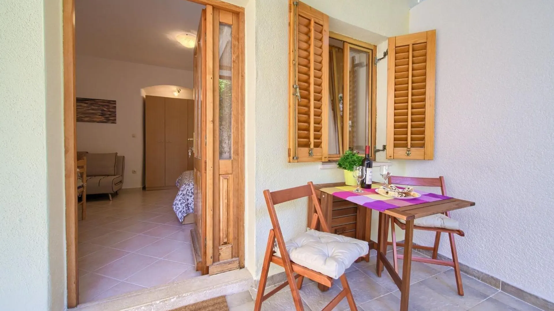 Chic And Charming Krk Downtown Apartments Krk Town 0*,